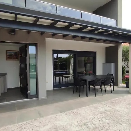 Indigo Villa *