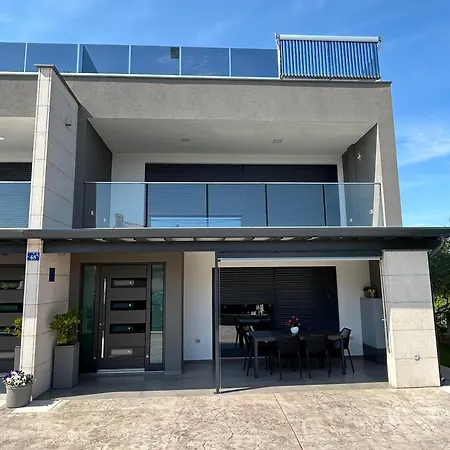 Villa Indigo