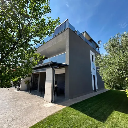 Indigo Villa *