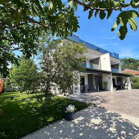 Villa Indigo *